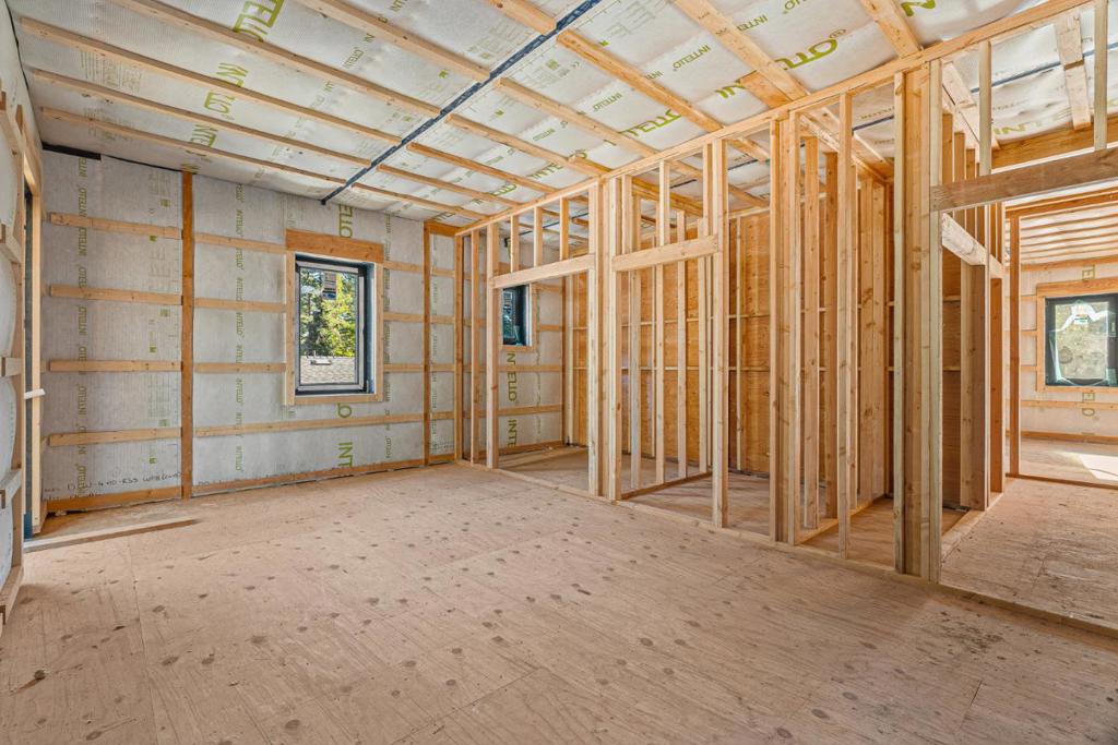 701 Pinecrest Drive Property Photo 21