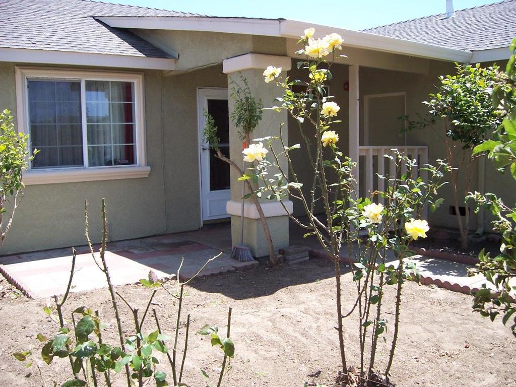 25620 Jefferson Street Property Photo 1