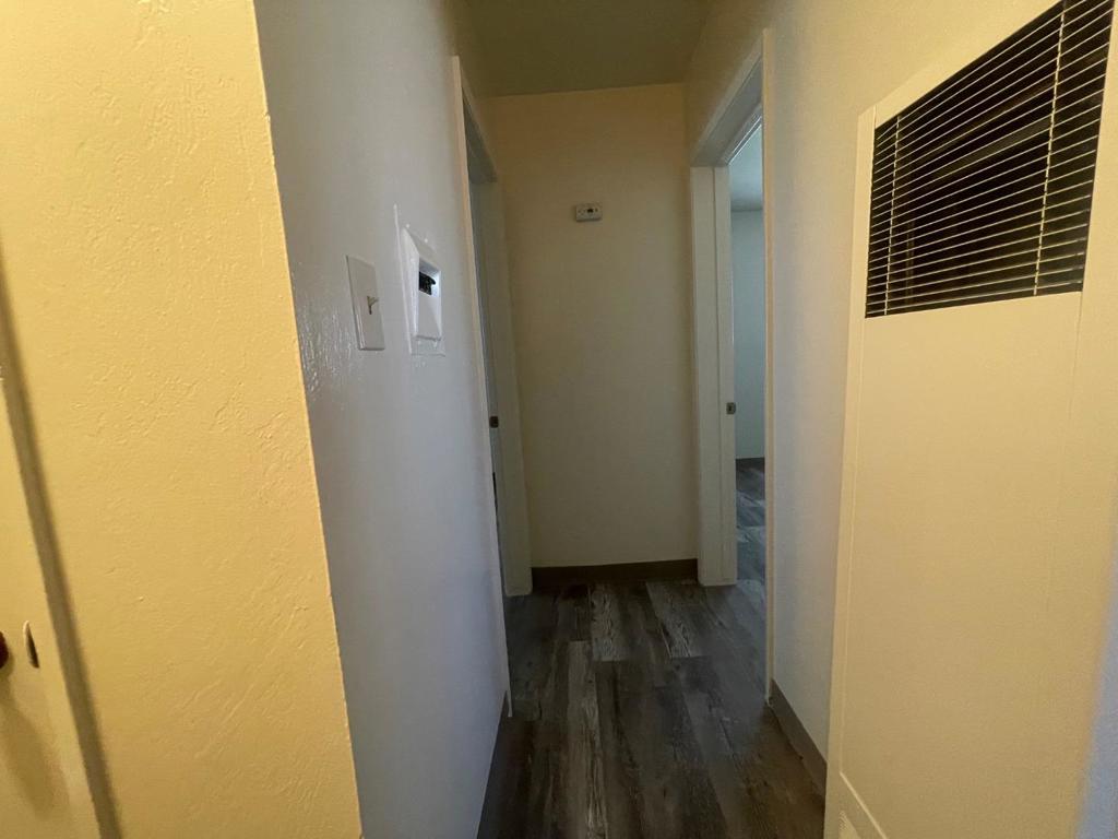 727 E Duane Avenue Property Photo 12