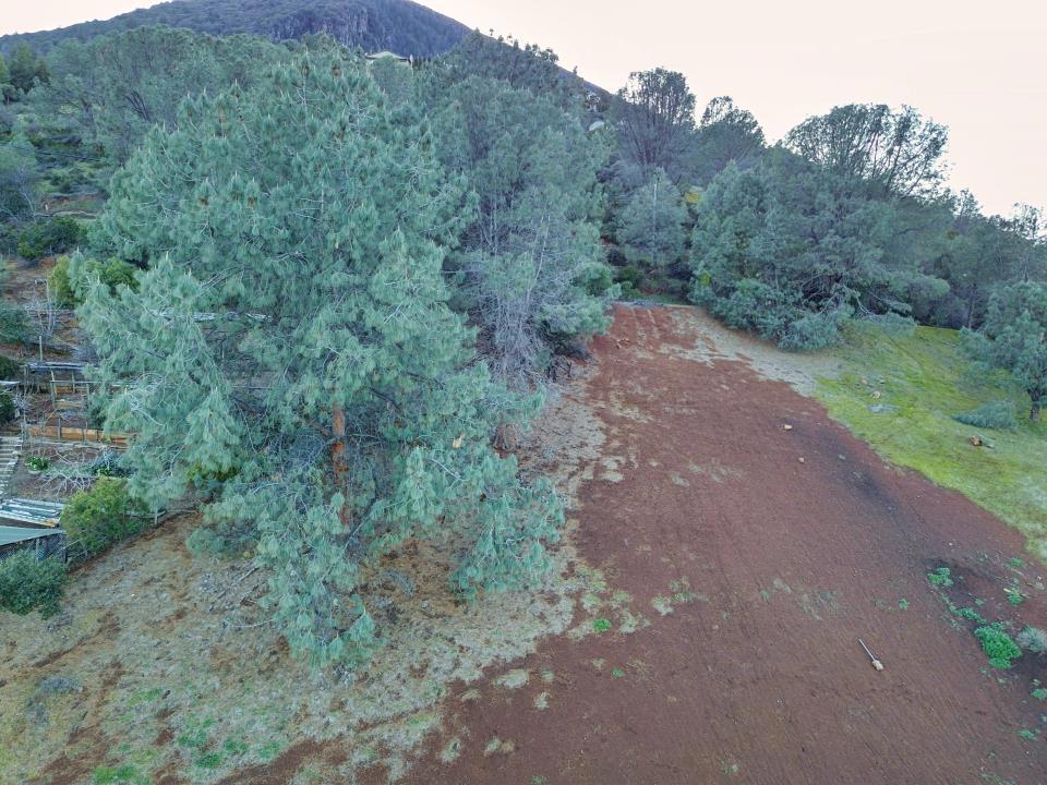 3223 S Lake Drive Property Photo 53