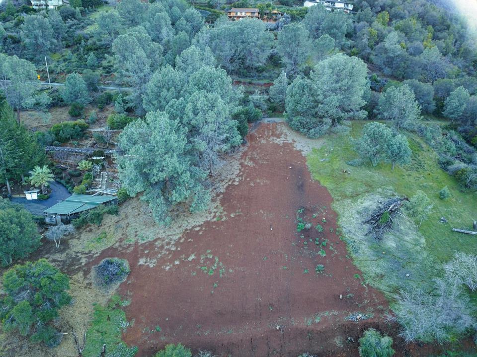3223 S Lake Drive Property Photo 68
