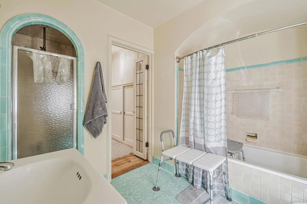 740 W Willow Street Property Photo 50