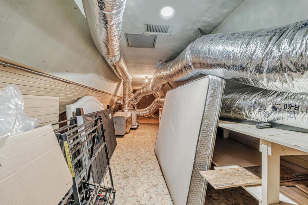 740 W Willow Street Property Photo 55