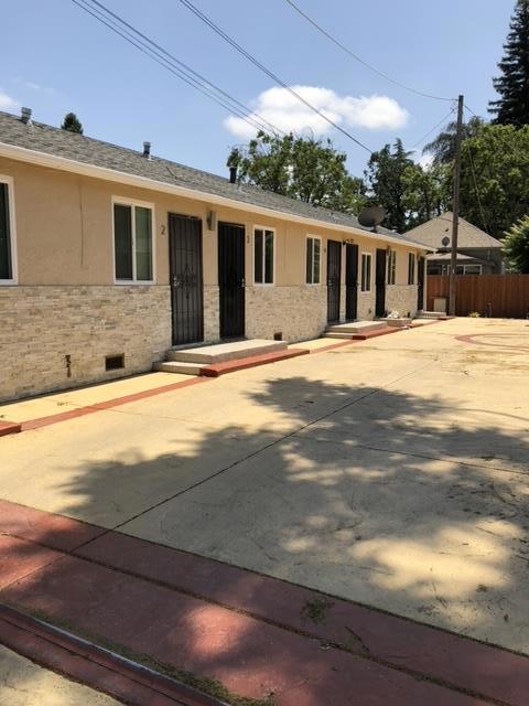 315 E Elm Street Property Photo 1