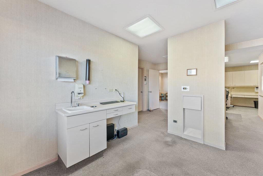 64 Penny Lane C Property Photo 12