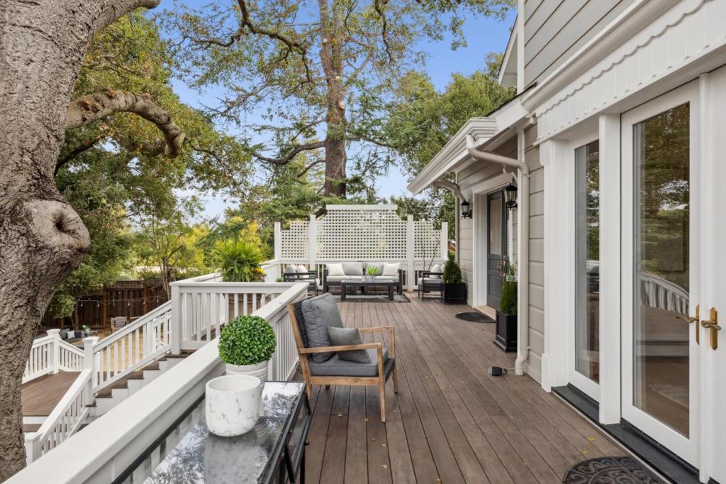 19050 Camino Barco Property Photo 6