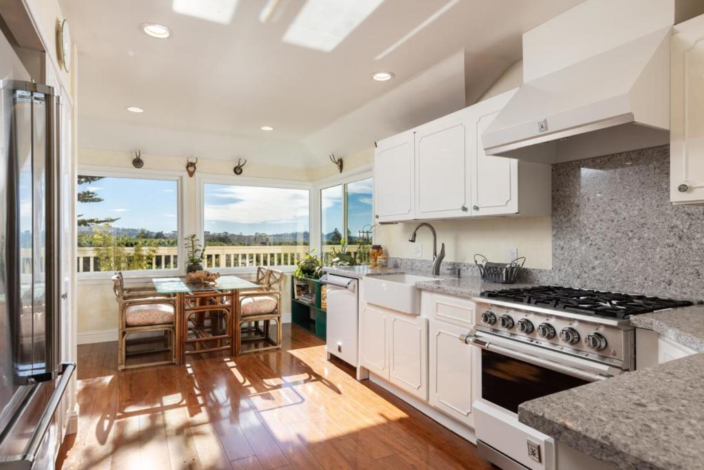 26217 Atherton Place Property Photo 11