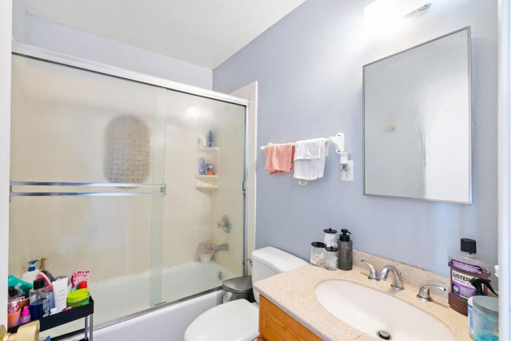 470 Willow Avenue Property Photo 31