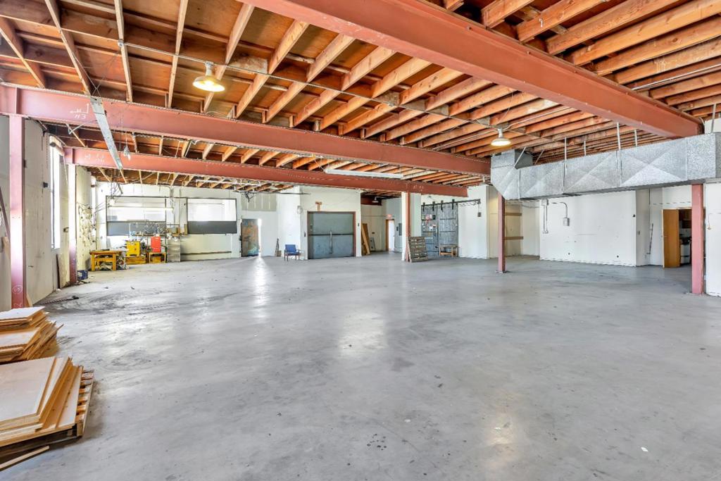 1700 International Boulevard Property Photo 12