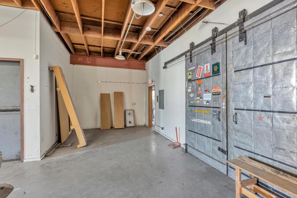 1700 International Boulevard Property Photo 14