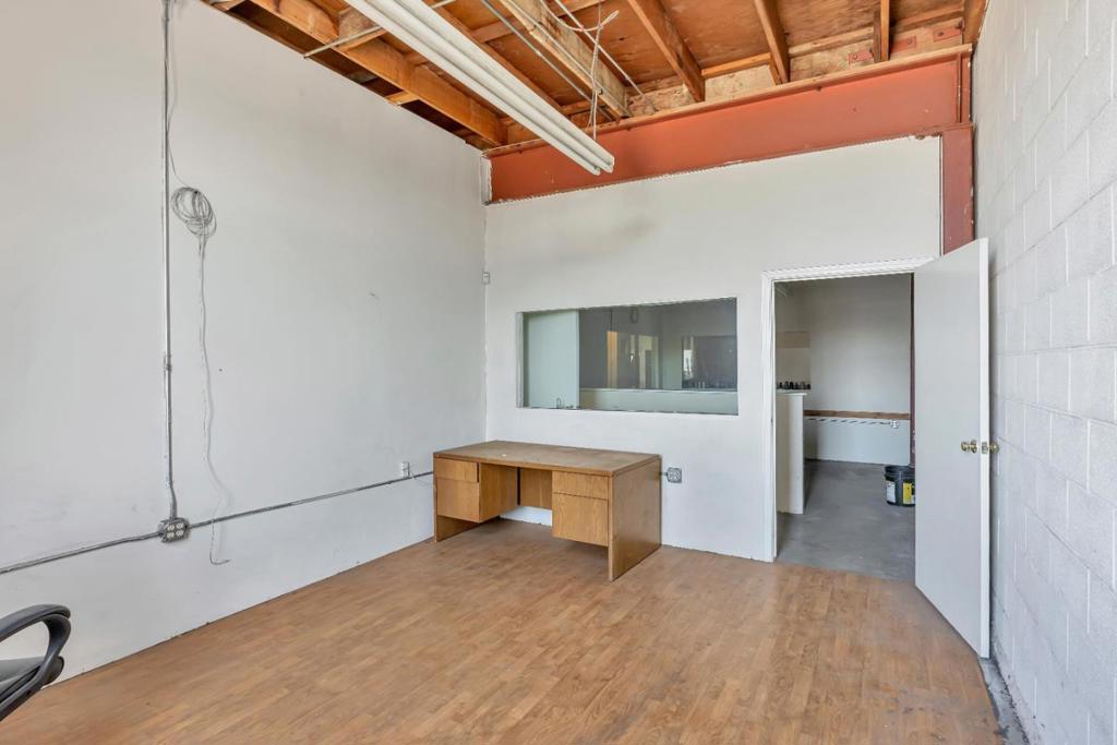 1700 International Boulevard Property Photo 17