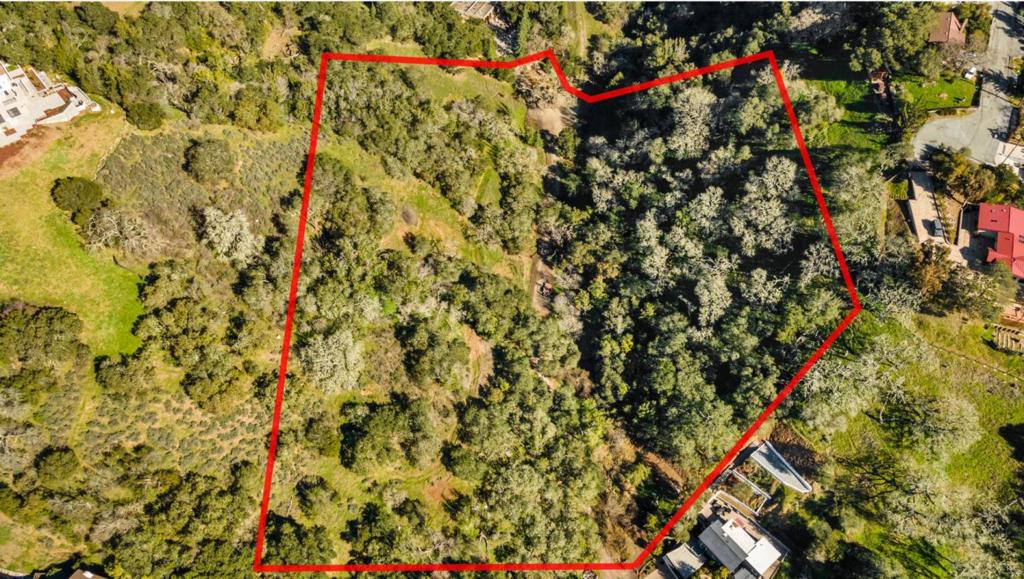 2 El Vanada Property Photo 9