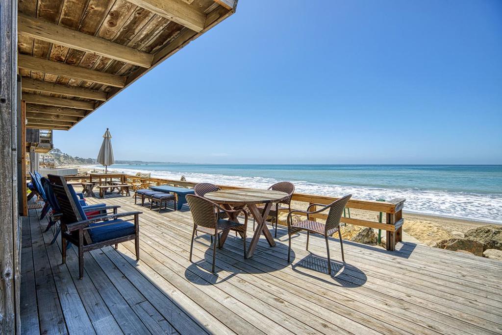 16 Potbelly Beach Road Property Photo 5