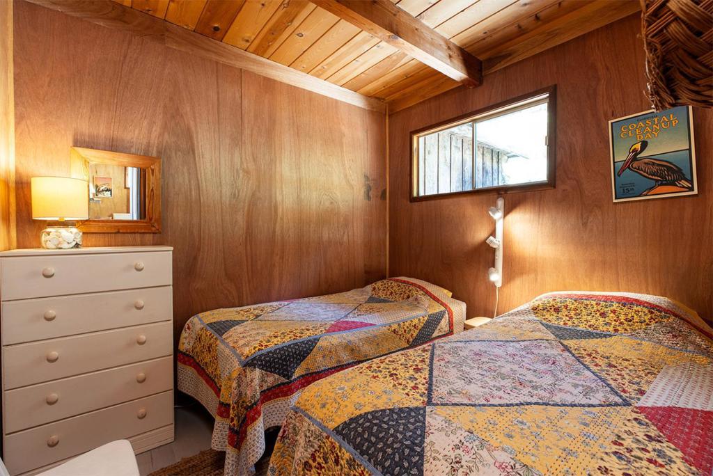 16 Potbelly Beach Road Property Photo 16
