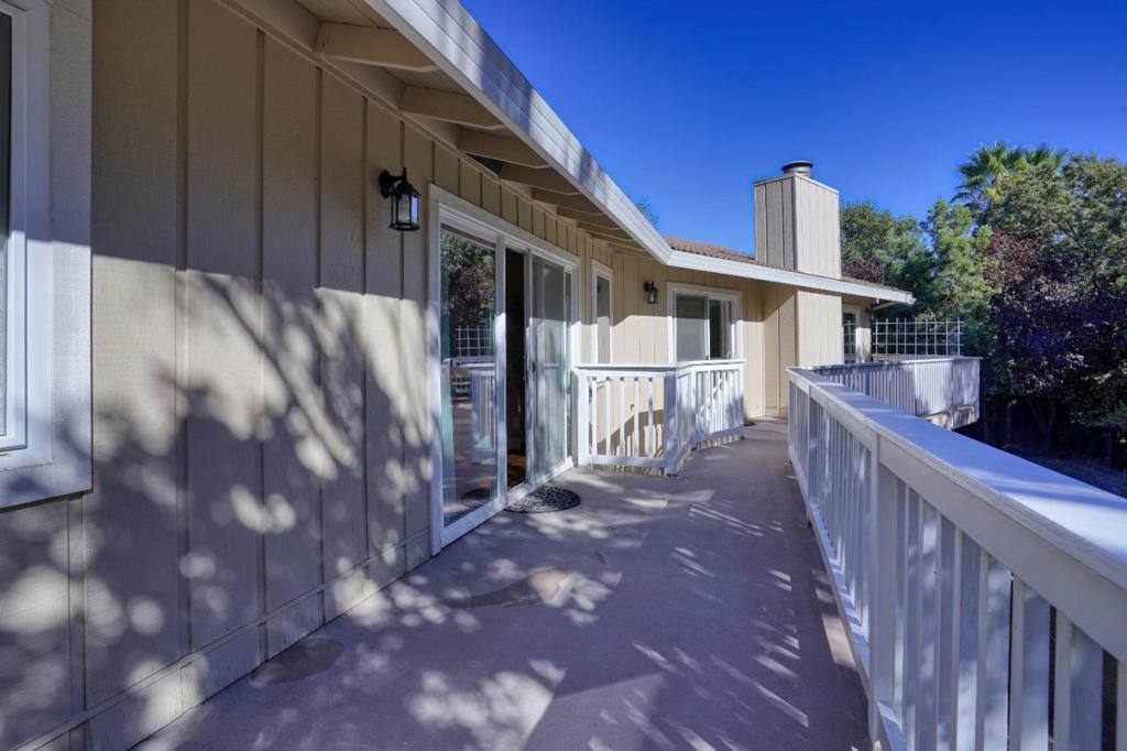 553 Golf Club Road Property Photo 23