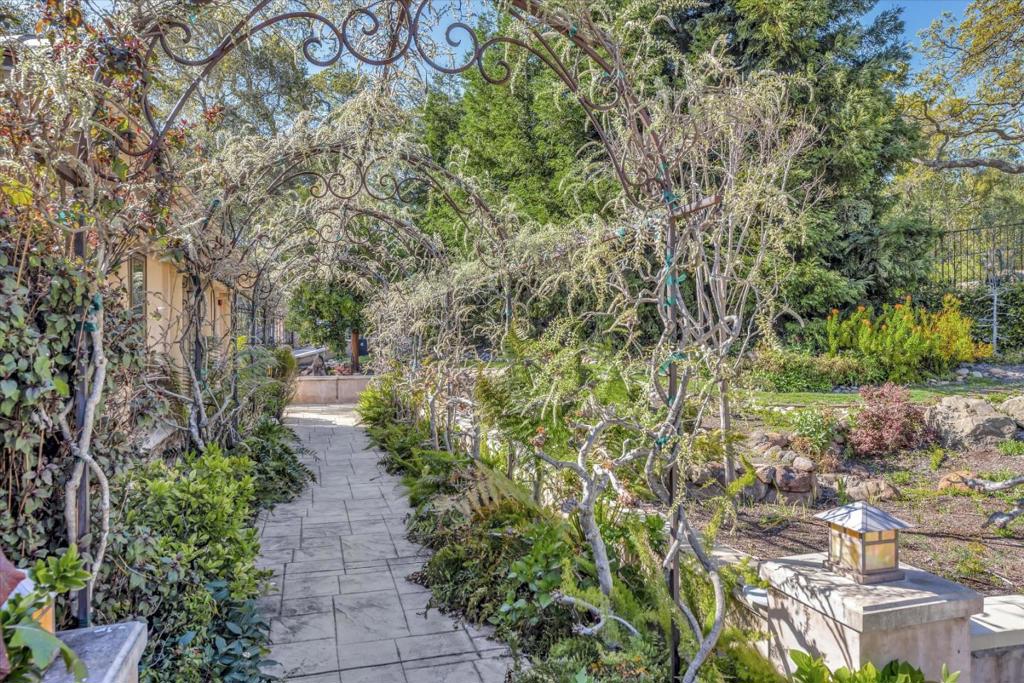 28025 Natoma Road Property Photo 19