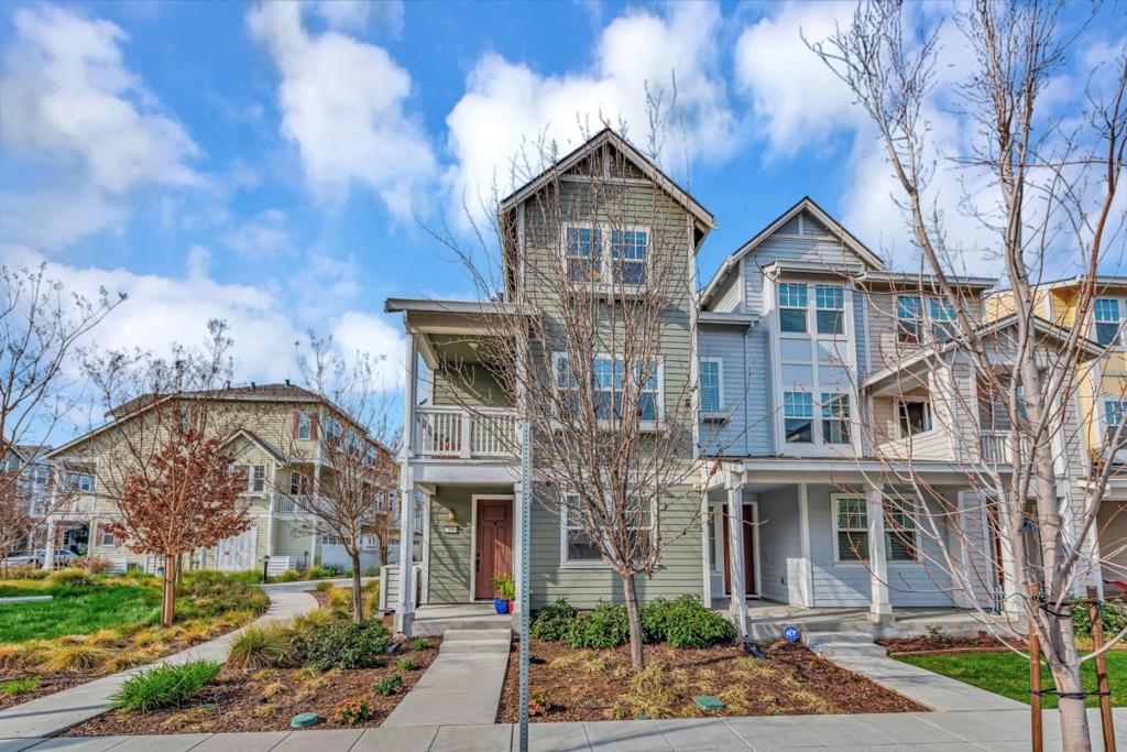209 Infinity Way Property Photo