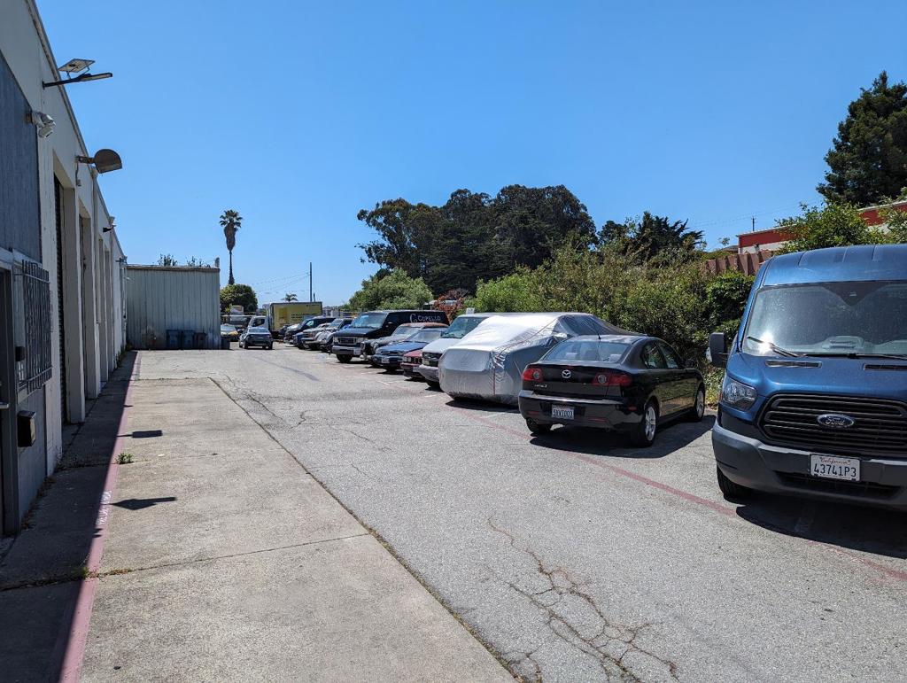 17251733 Mission Road Property Photo 6