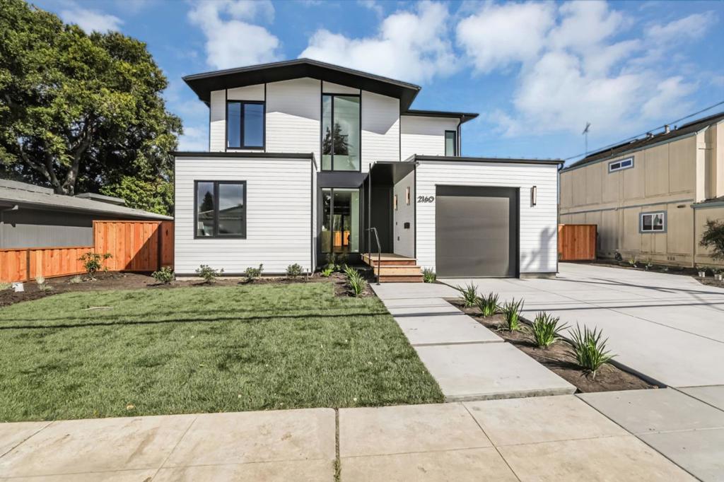 2160 Menalto Avenue Property Photo