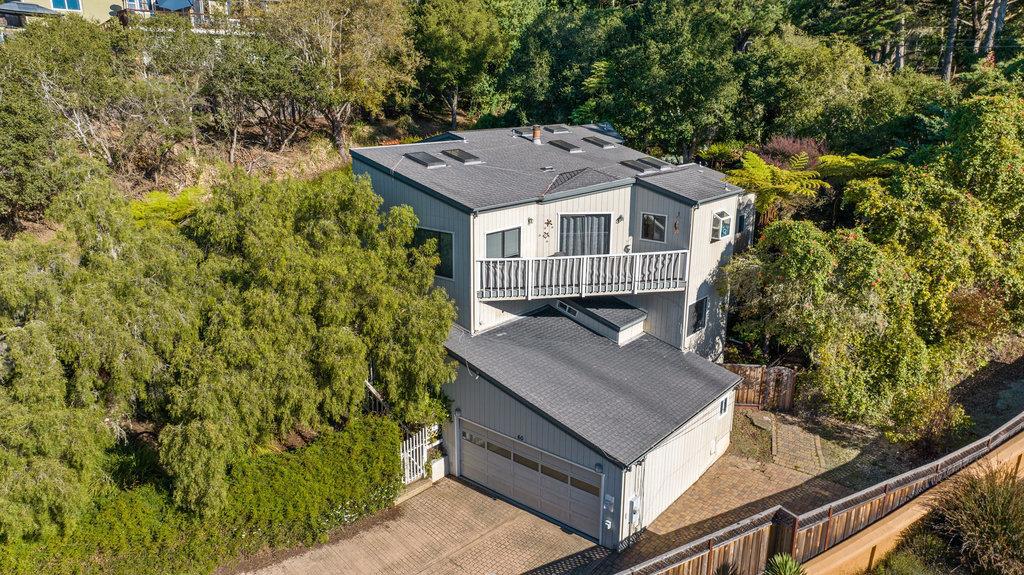 60 Robak Drive Property Photo