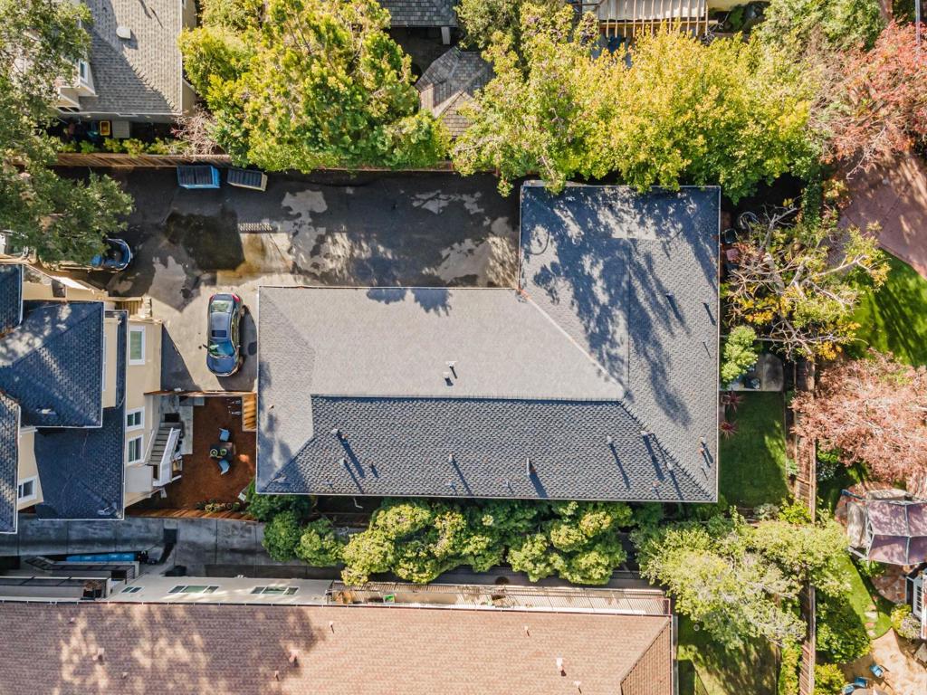 827 University Avenue Property Photo 33