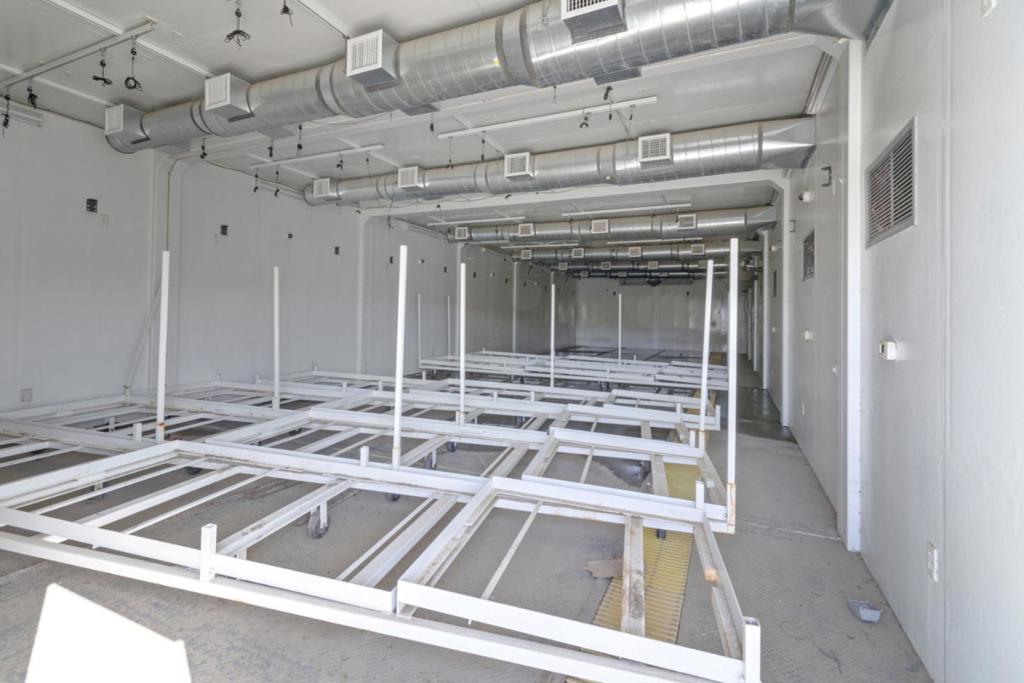 991 Industrial Way Property Photo 12
