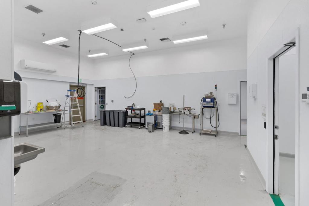 991 Industrial Way Property Photo 31