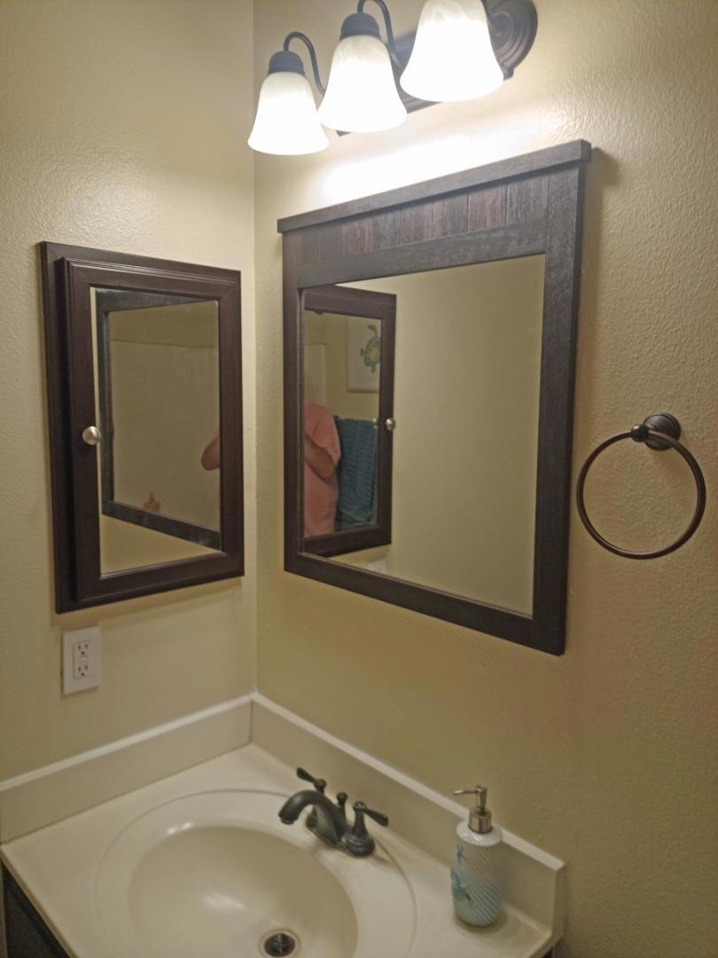 10452 Thorndale Street Property Photo 3