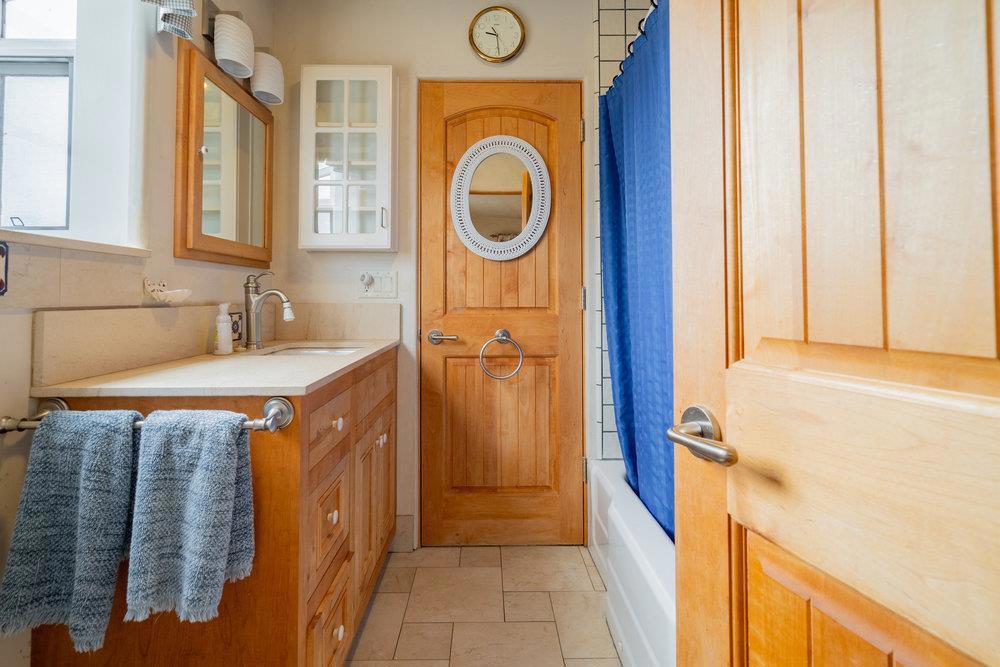 718 Forest Avenue Property Photo 7