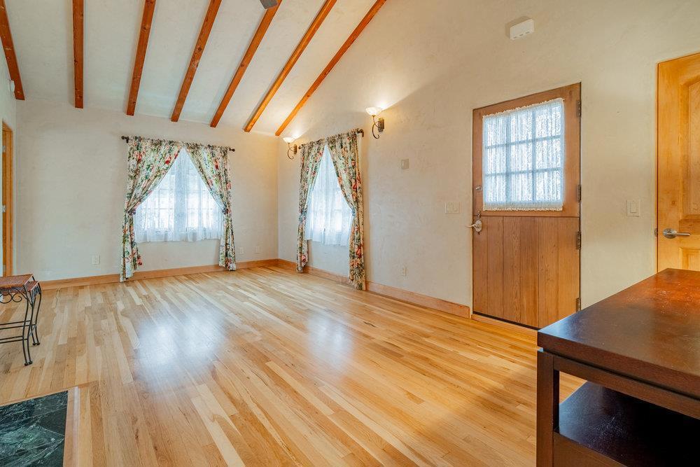 718 Forest Avenue Property Photo 8