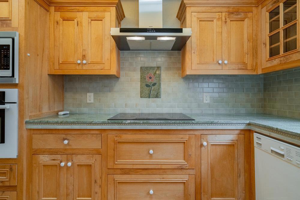 718 Forest Avenue Property Photo 11