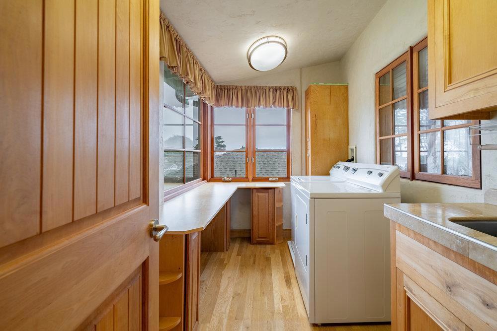 718 Forest Avenue Property Photo 14