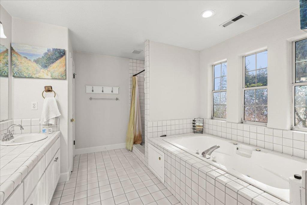 17 Bella Vista Lane Property Photo 18