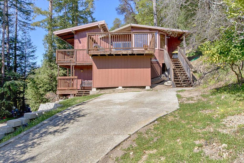 11120 Lake Boulevard Property Photo 1