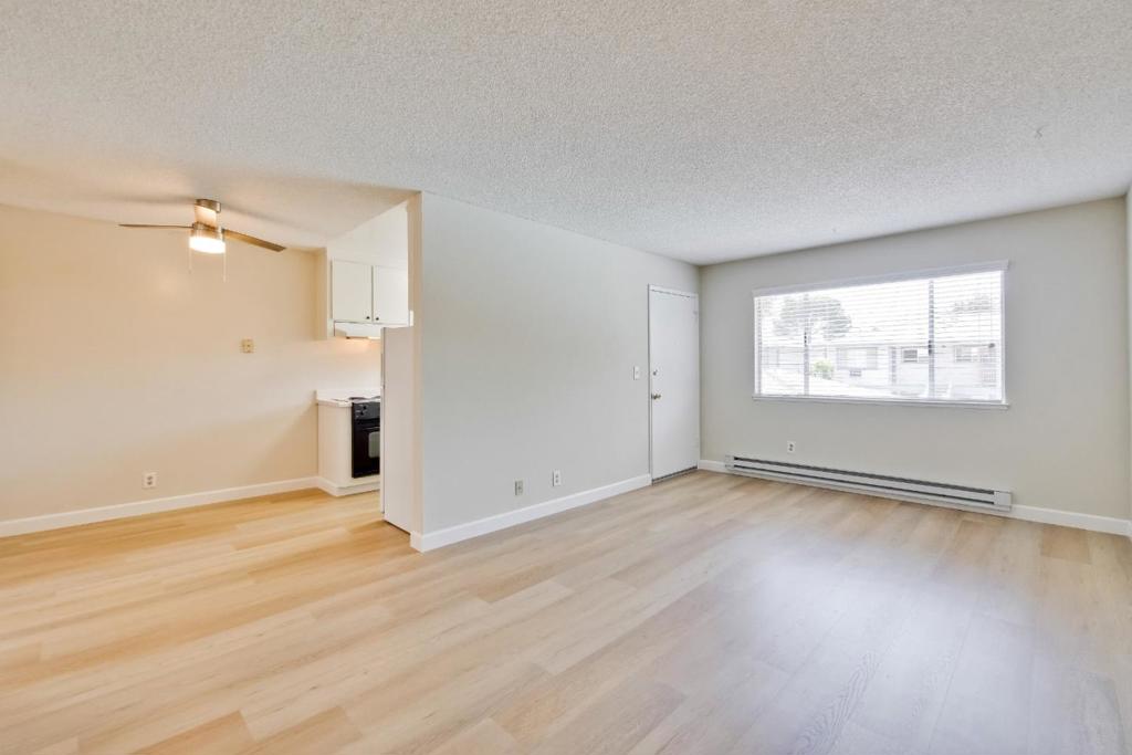 5500 Camden Avenue Property Photo 6
