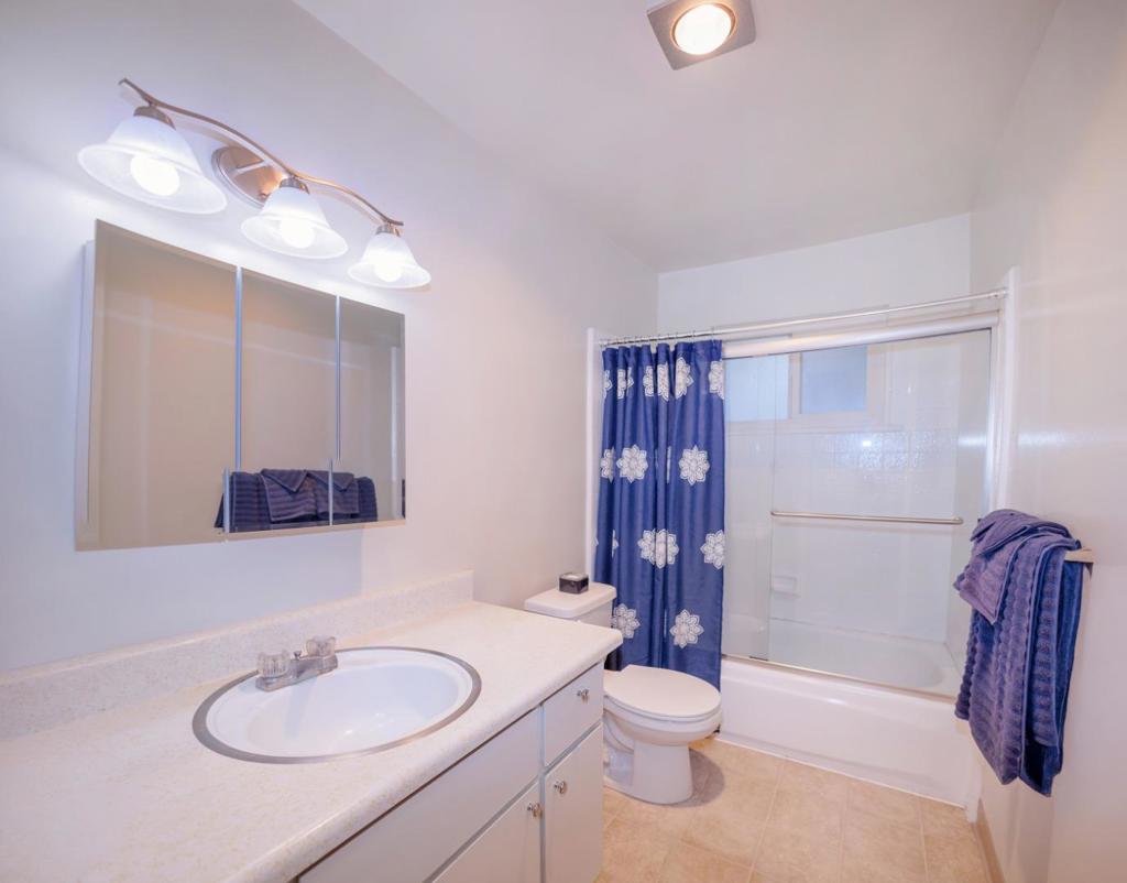 5500 Camden Avenue Property Photo 9