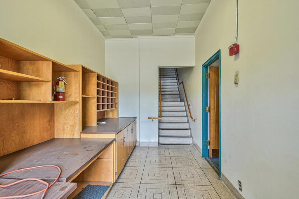 123 W Alisal Street Property Photo 16