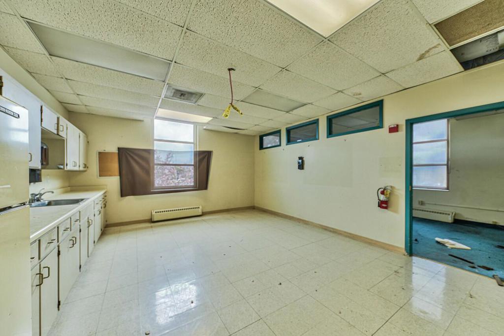 123 W Alisal Street Property Photo 41