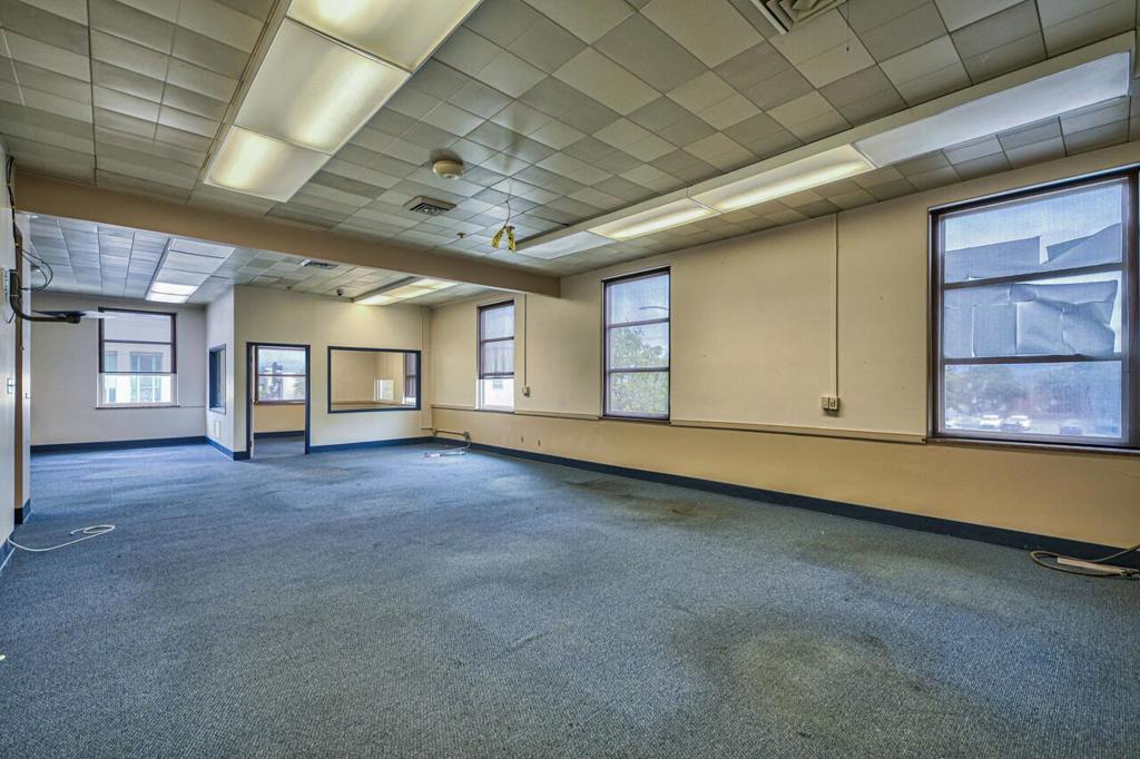 123 W Alisal Street Property Photo 42