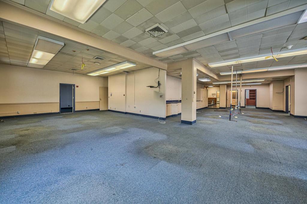 123 W Alisal Street Property Photo 43