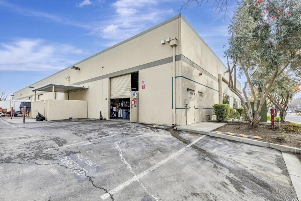 7602 National Drive Property Photo 34