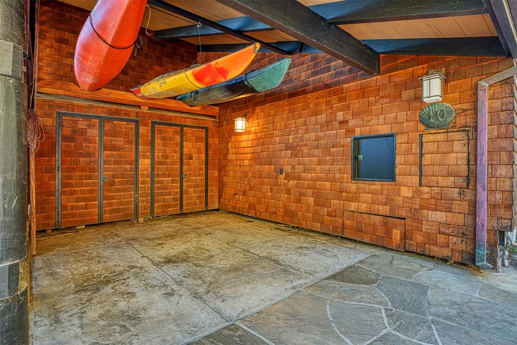 10 Potbelly Beach Road Property Photo 8