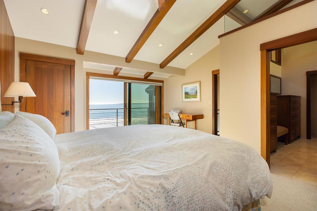 10 Potbelly Beach Road Property Photo 25