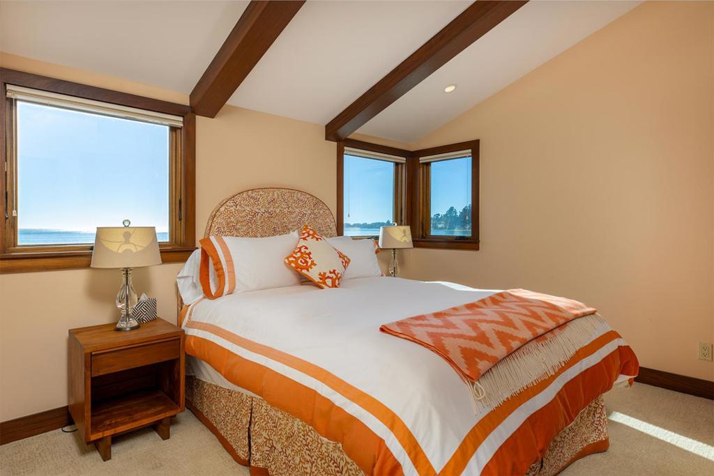 10 Potbelly Beach Road Property Photo 28