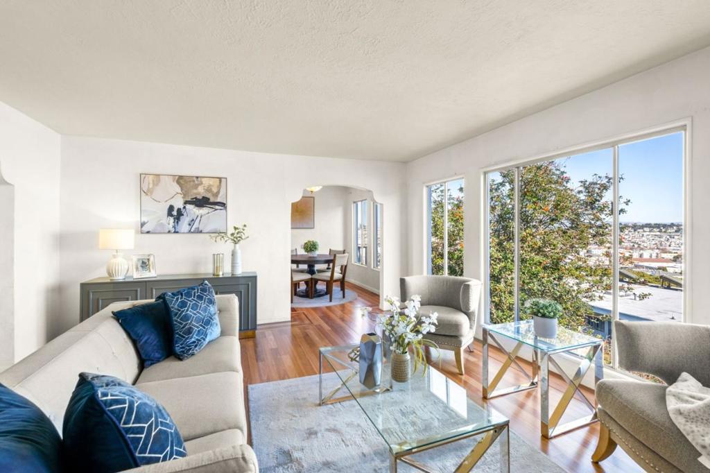 1033 Girard Street Property Photo
