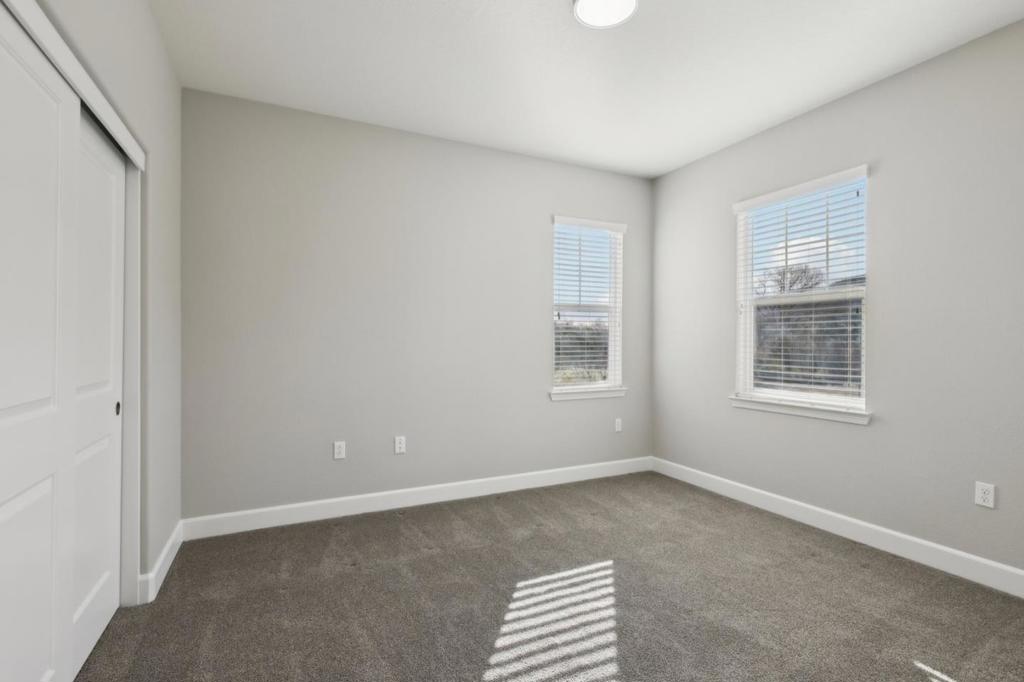 2661 Grassland Way Property Photo 24