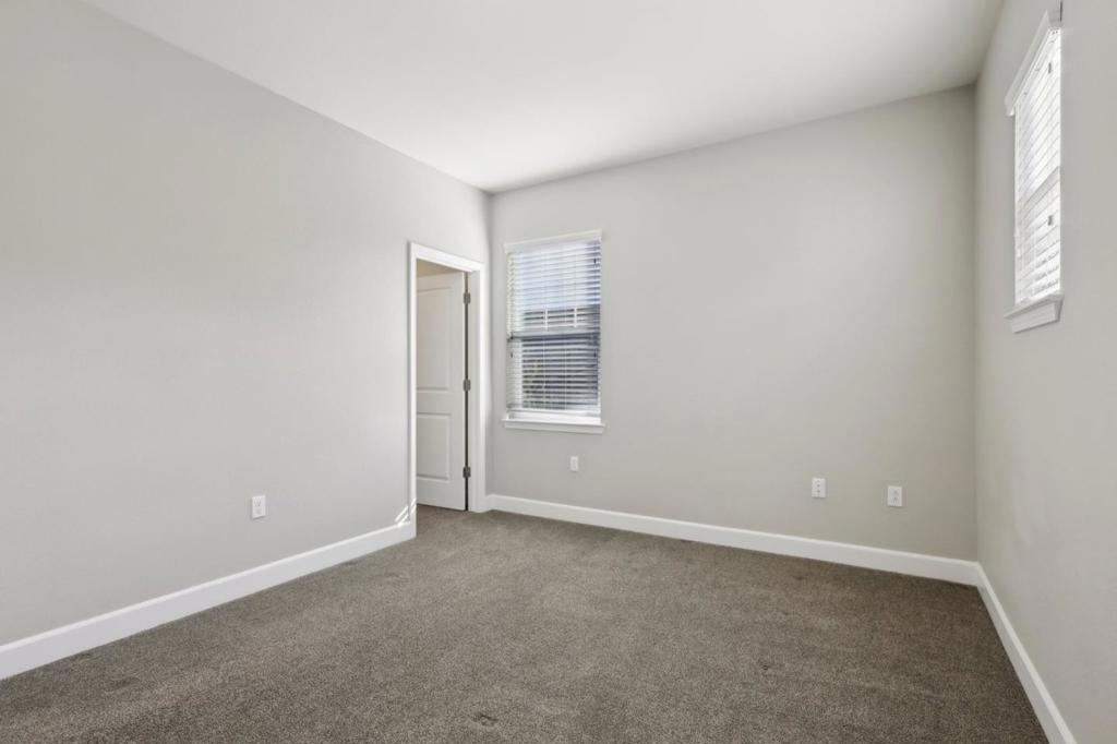 2661 Grassland Way Property Photo 39