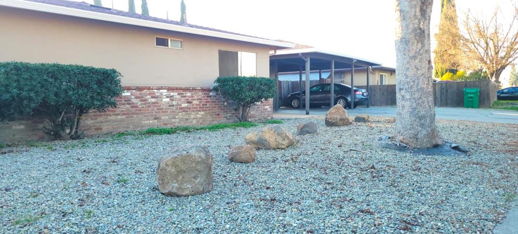 6905 N El Dorado Street Property Photo 1