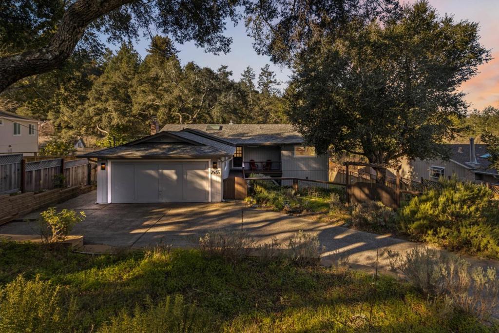 7935 Harvard Drive Property Photo