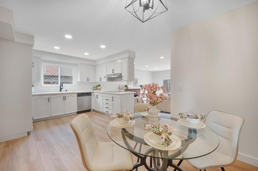 405 Arabian Street Property Photo 11